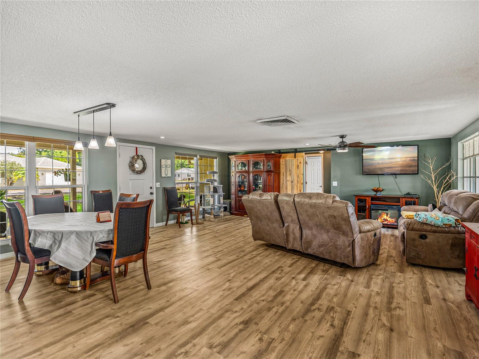 246 Canal Dr, Lake Wales, FL 33859 photo