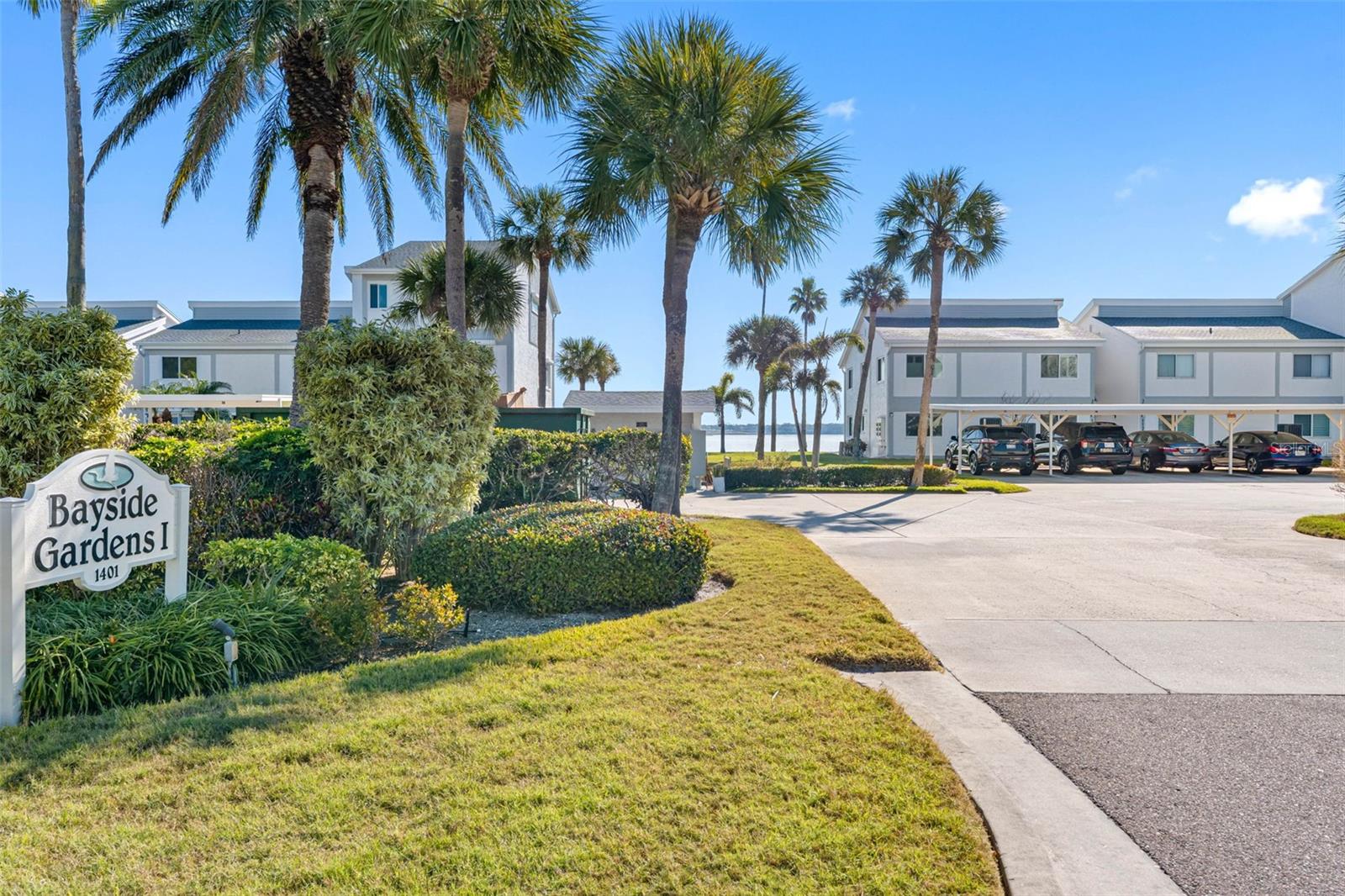 1401 Gulf Blvd, Clearwater Beach, FL 33767