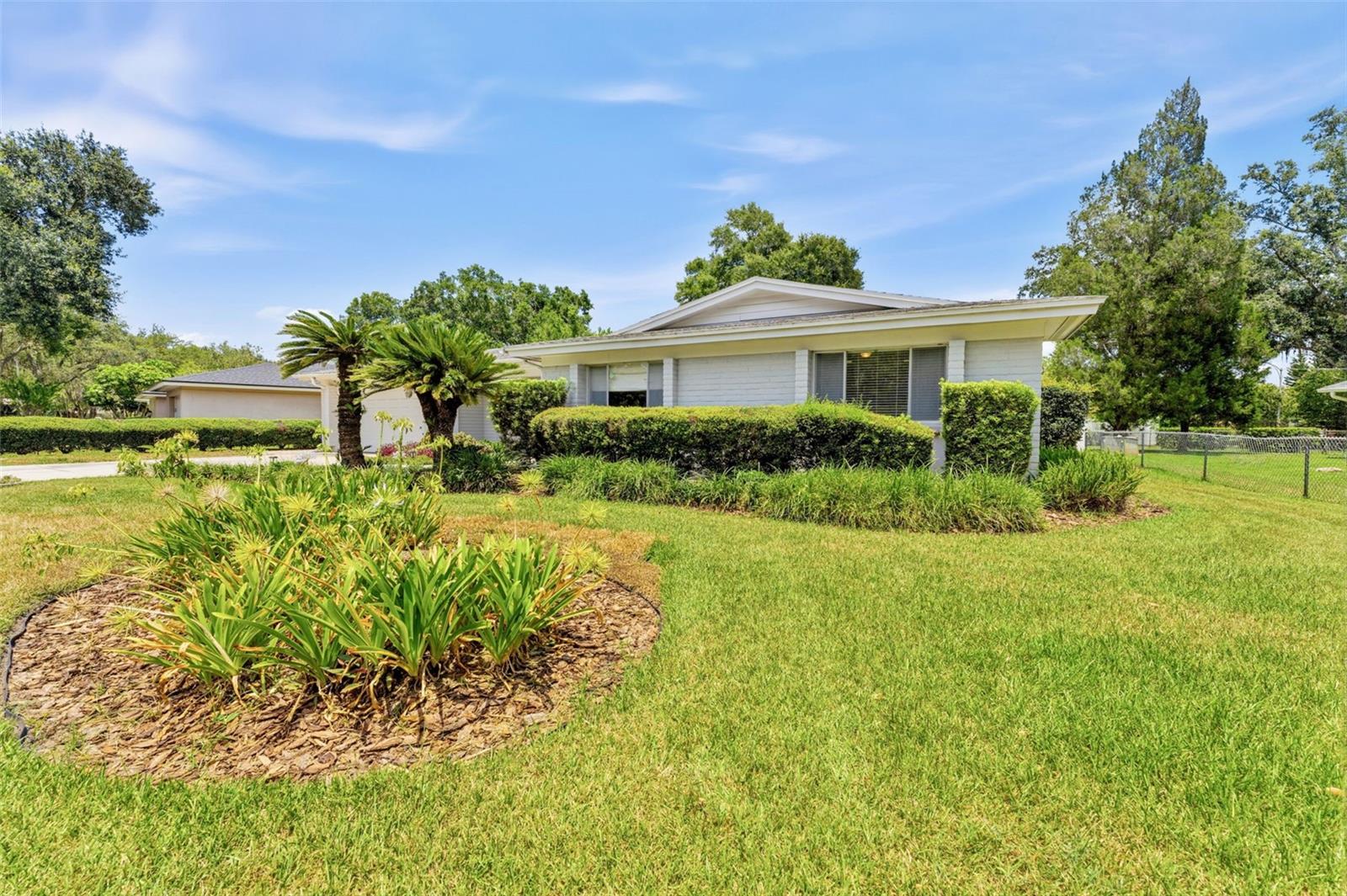 10603 Orange Grove Dr, Tampa, FL 33618 photo