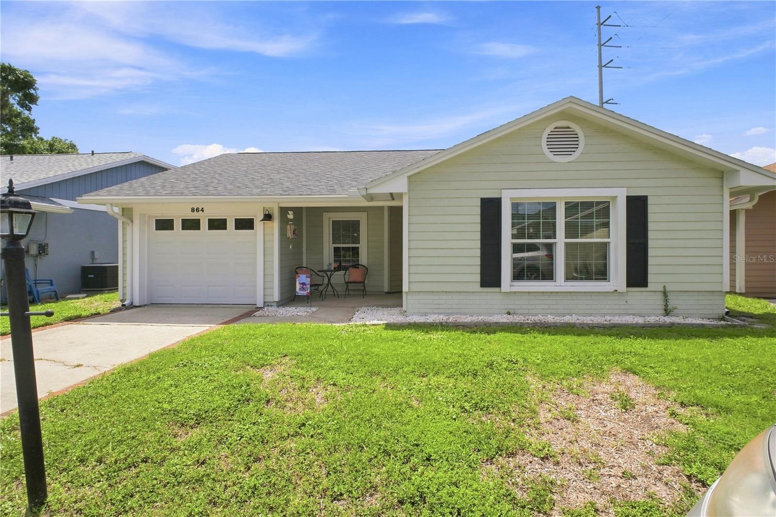 864 Franklin Cir, Palm Harbor, FL 34683 photo