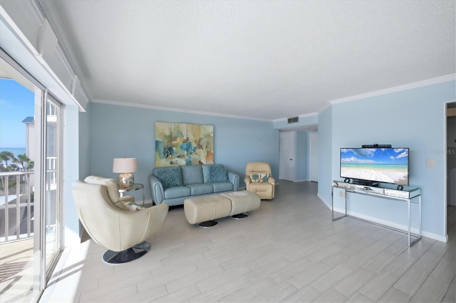 800 Benjamin Franklin Dr #501, Sarasota, FL 34236 photo