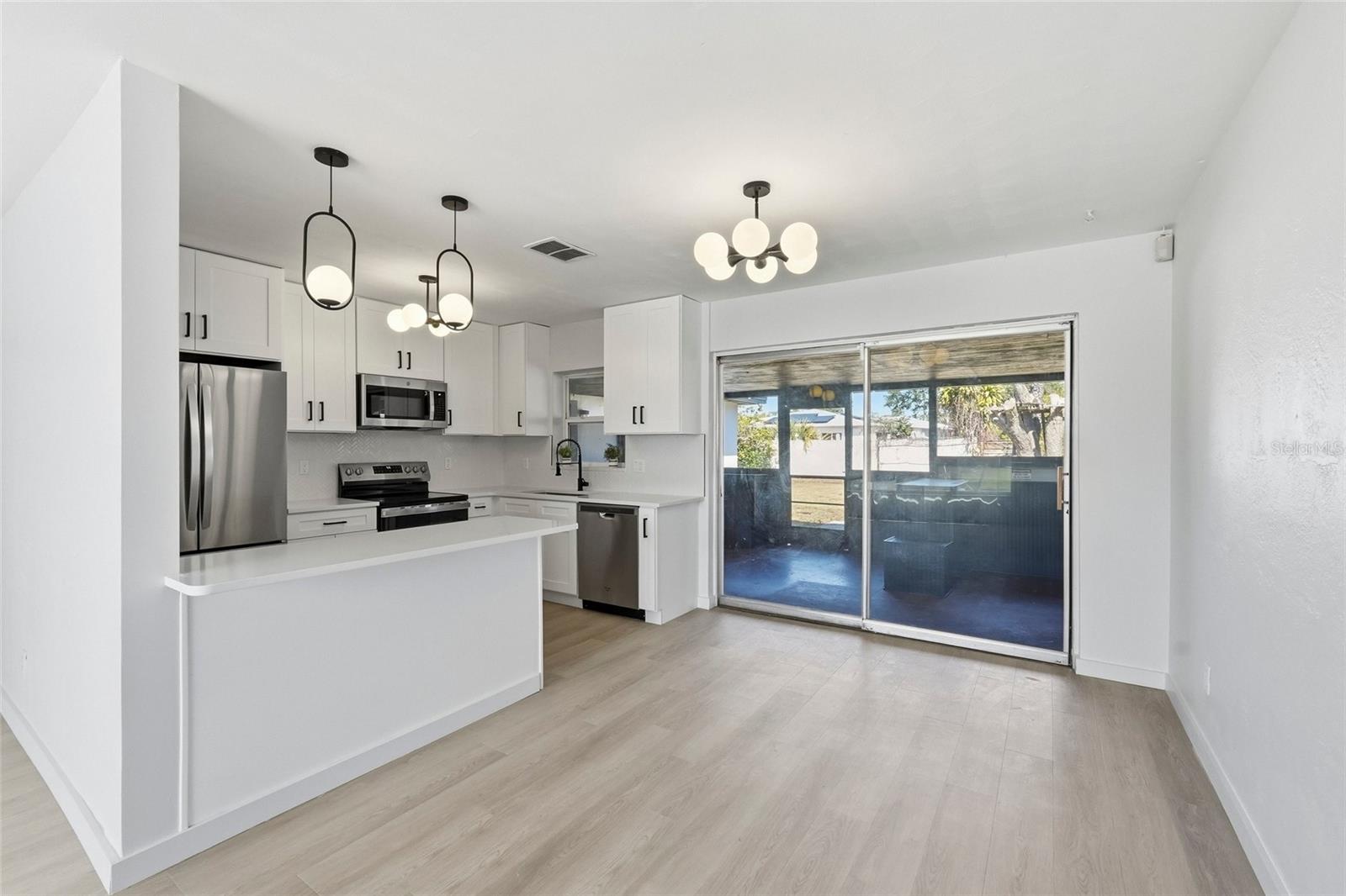 2845 64 Terrace, Saint Petersburg, FL 33712 photo