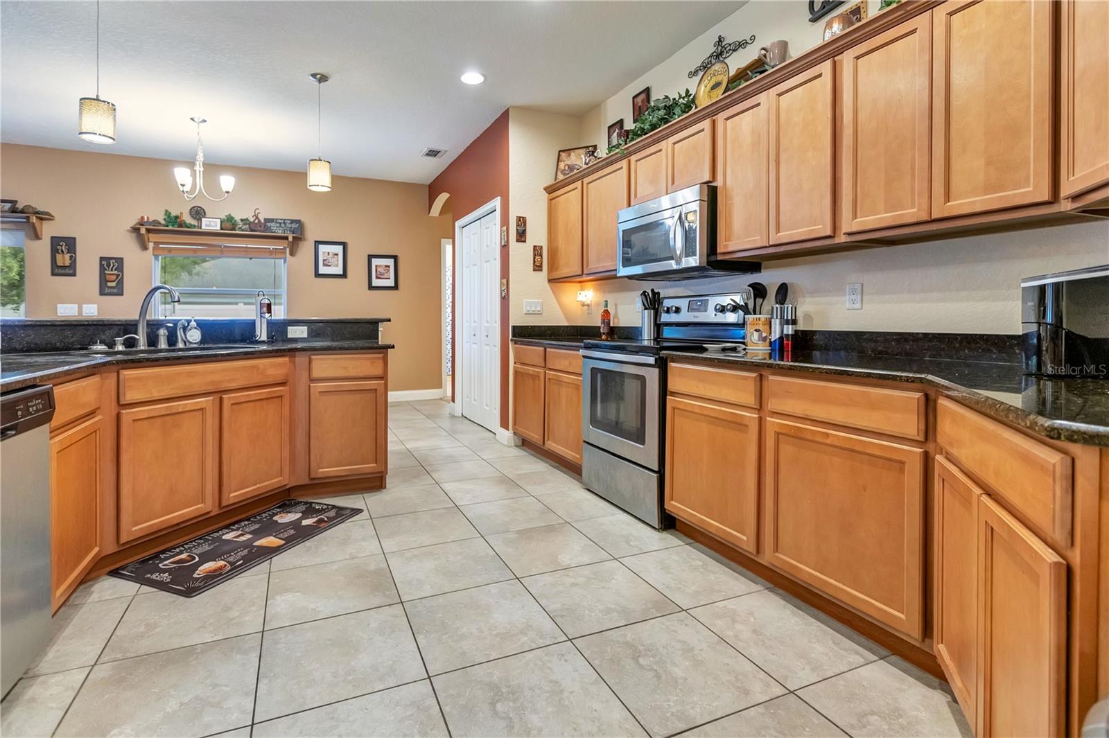 2818 Whitney St, Lakeland, FL 33813 photo