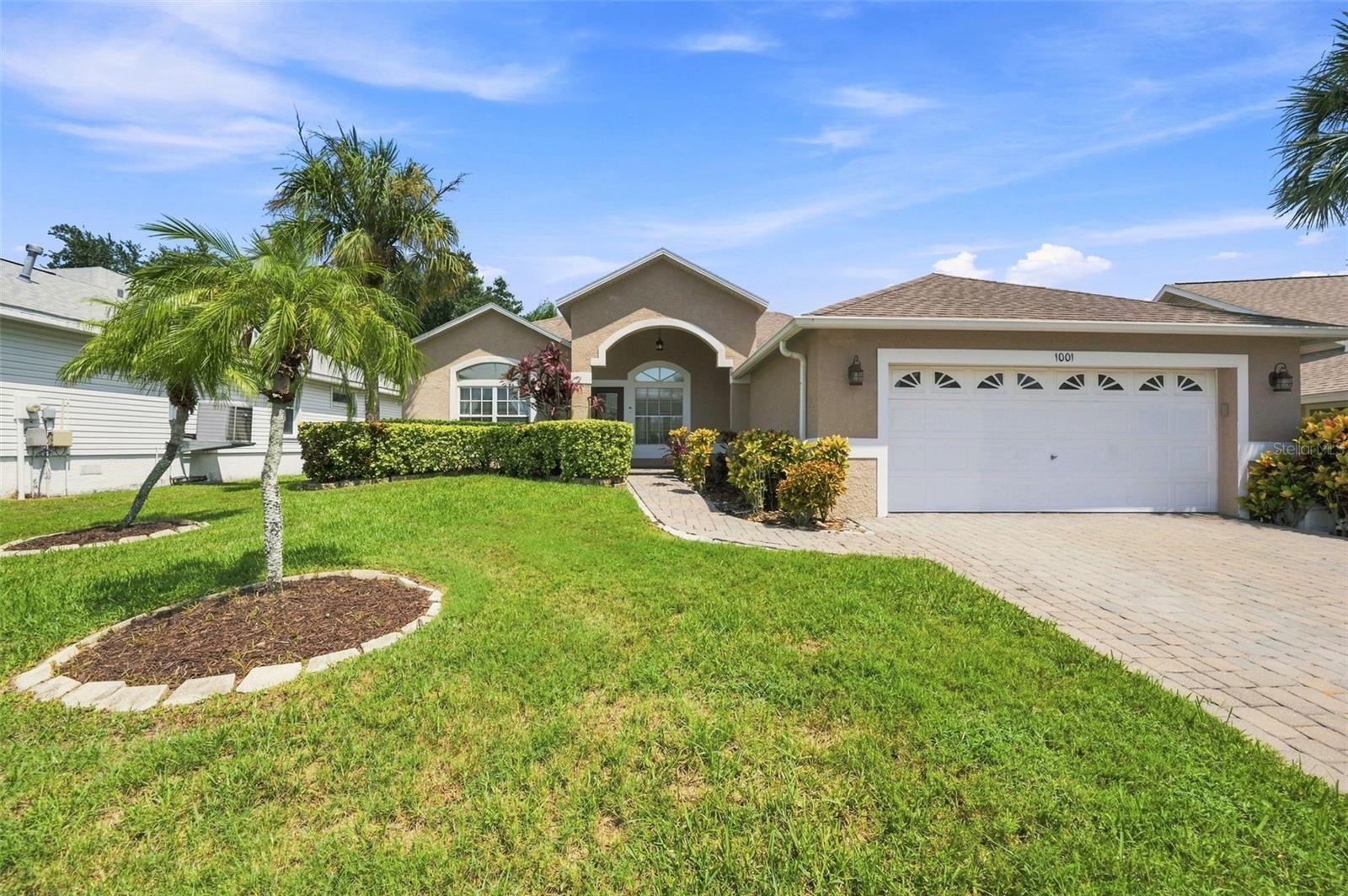 1001 Pond View Ct, Tarpon Springs, FL 34689