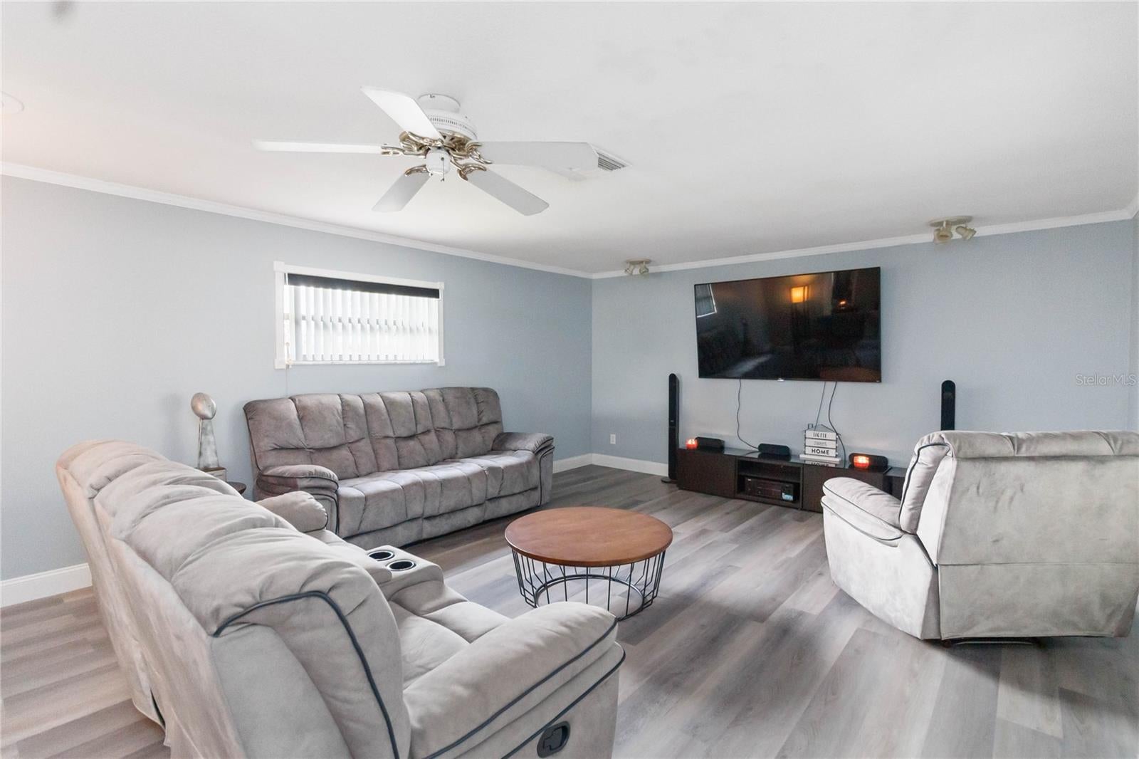 1115 S Alder Ave, Orlando, FL 32807 photo