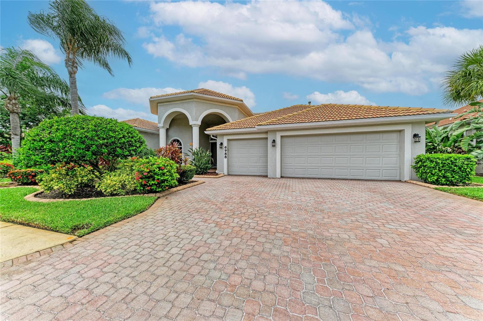 6988 74 Street Cir, Bradenton, FL 34203 photo