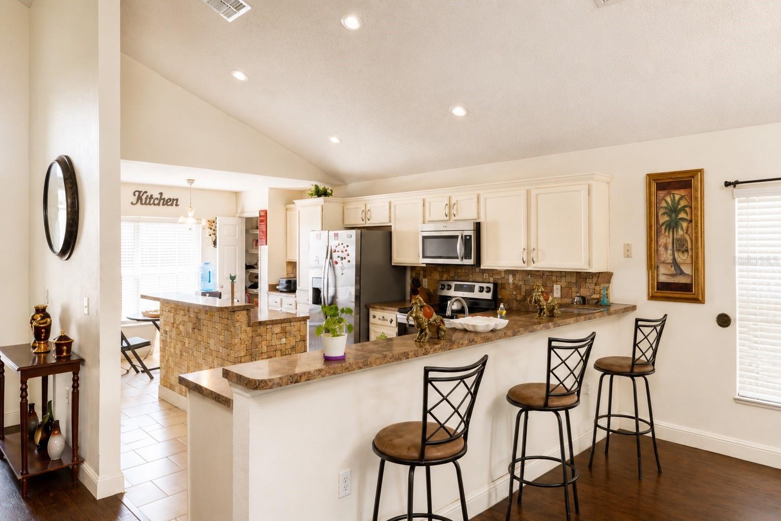 925 Stockport Dr, Kissimmee, FL 34758 photo