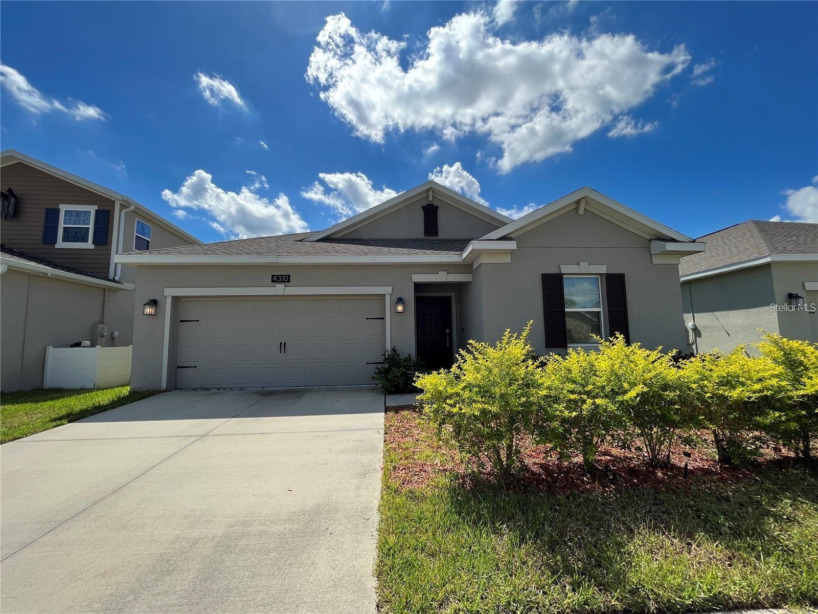 4310 7 Canyons Dr, Kissimmee, FL 34746