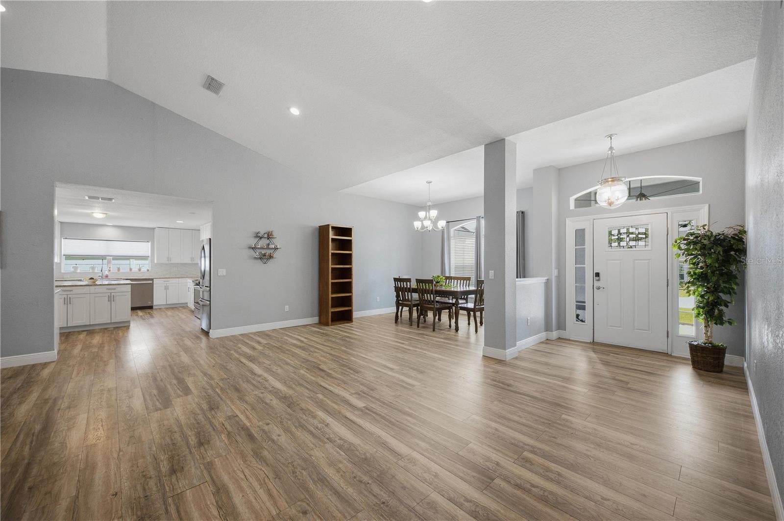 6875 SE 11 Pl, Ocala, FL 34472 photo