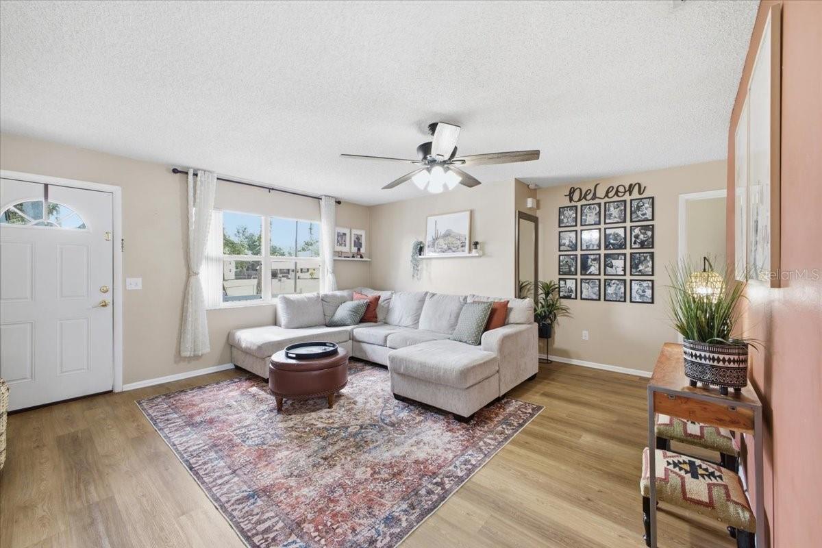 115 Brown St, Bradenton, FL 34208 photo