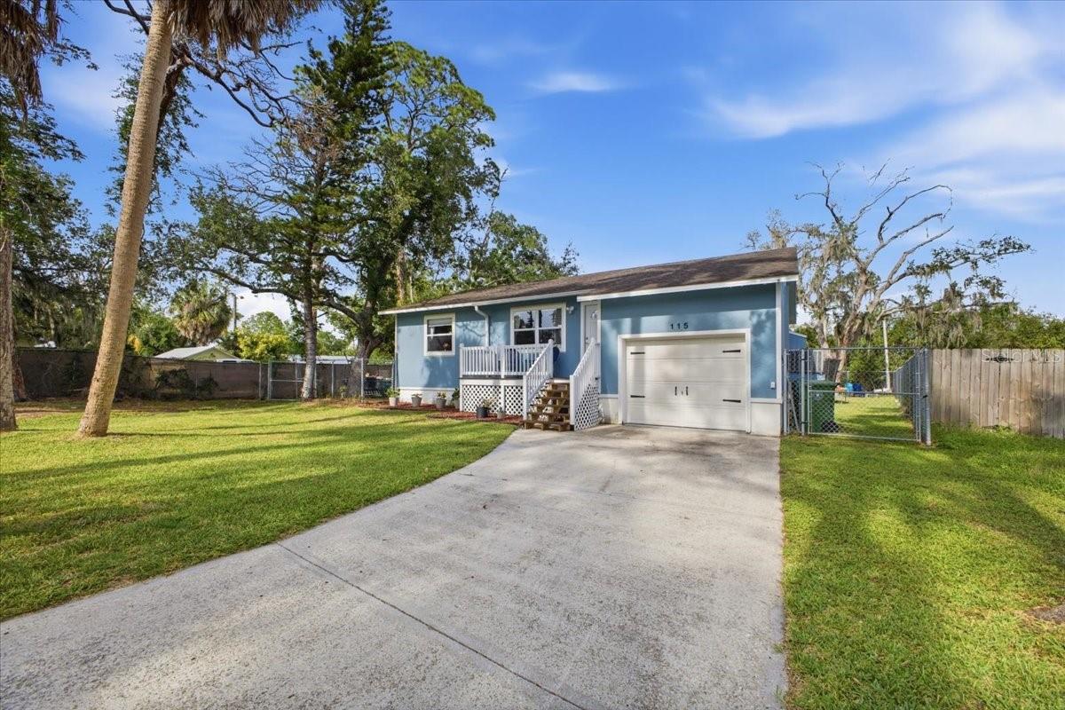 115 Brown St, Bradenton, FL 34208 photo
