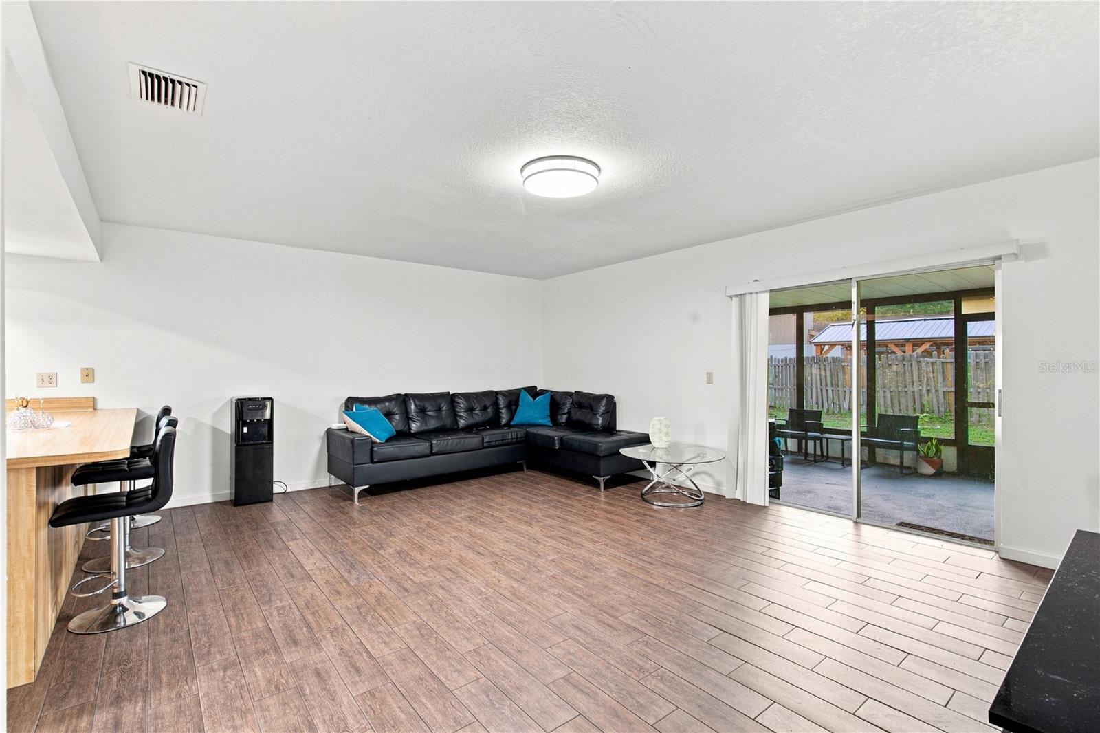 4313 Foxglen Ln, Tampa, FL 33624 photo