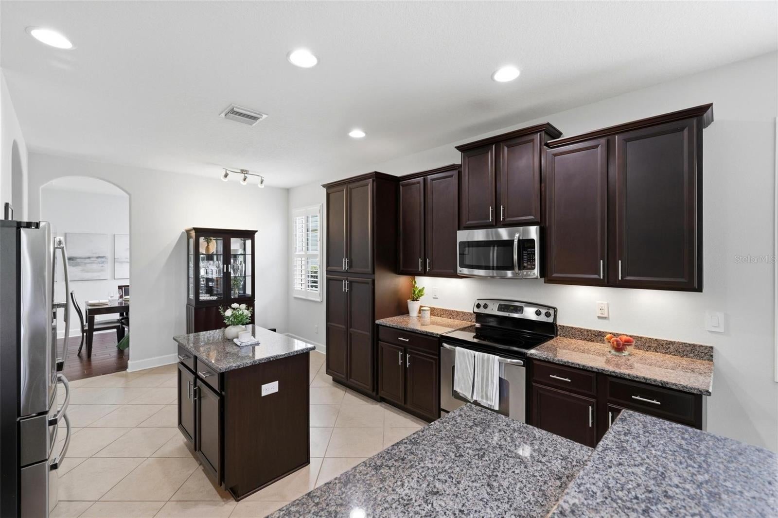 2199 Terracina Dr, Venice, FL 34292 photo