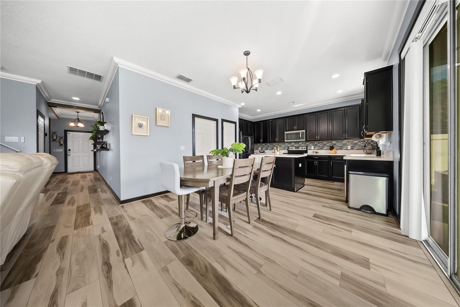 2553 Eagle Bay Blvd, Kissimmee, FL 34743 photo