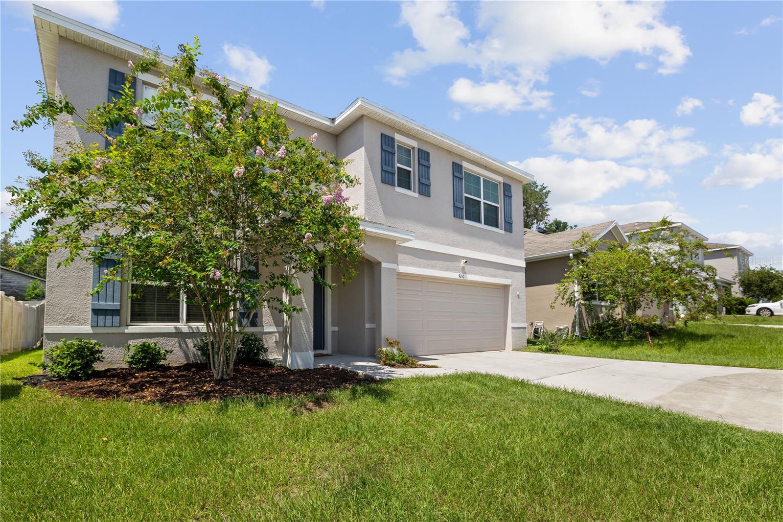 9210 Watolla Dr, Thonotosassa, FL 33592 photo