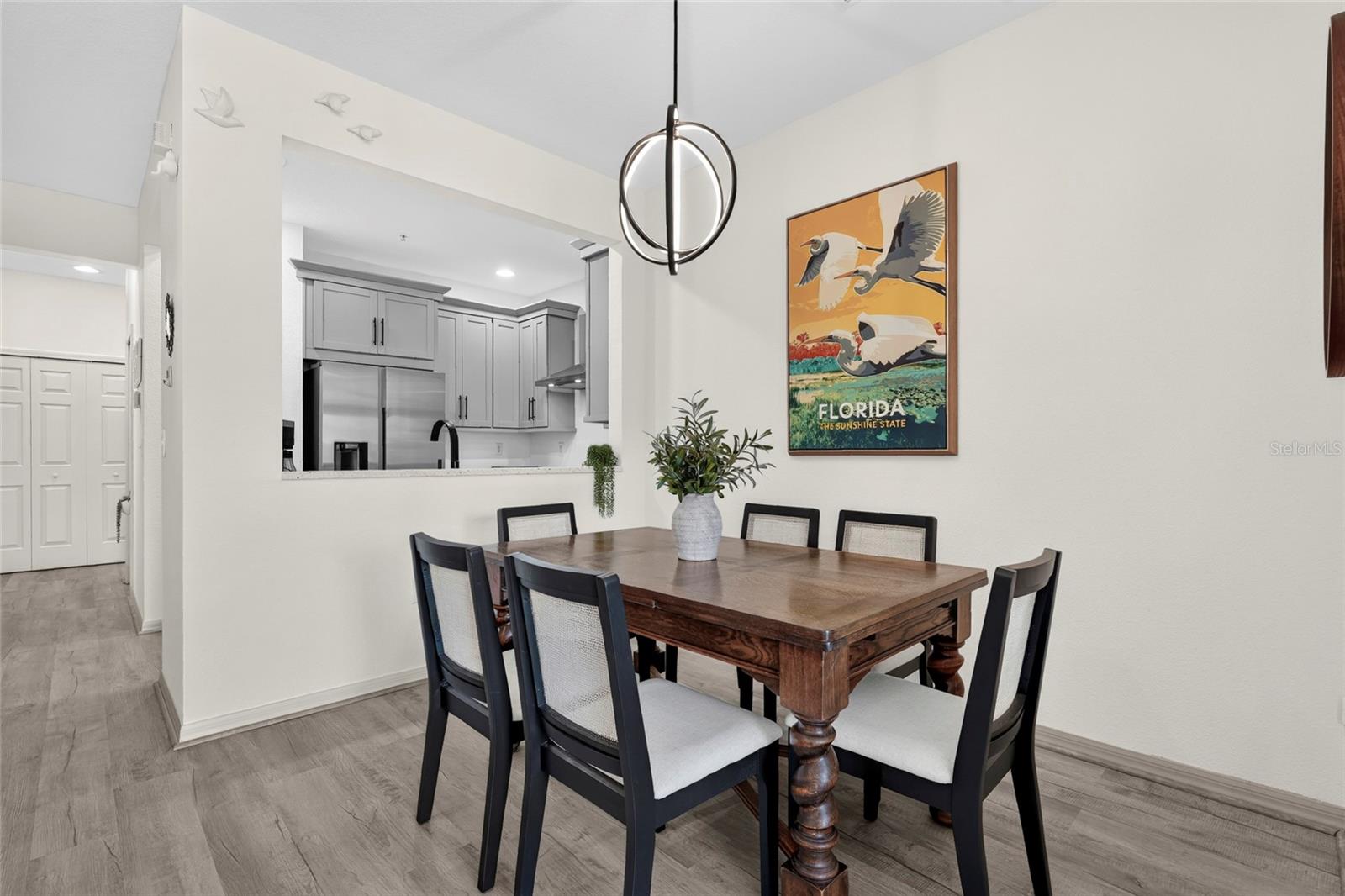 3687 Parkridge Cir #8 106, Sarasota, FL 34243 photo