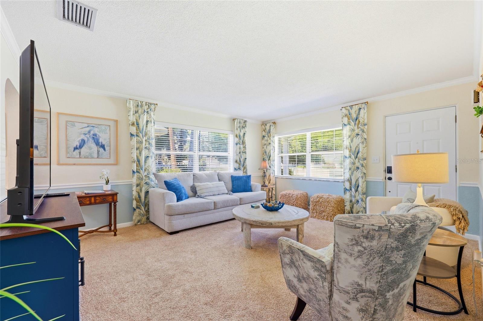 936 N Baker St, Mount Dora, FL 32757 photo