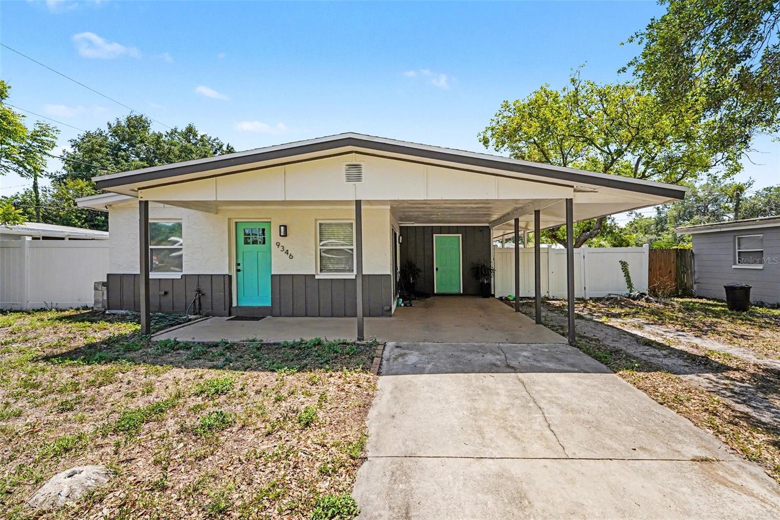 9346 89 Ave, Seminole, FL 33777