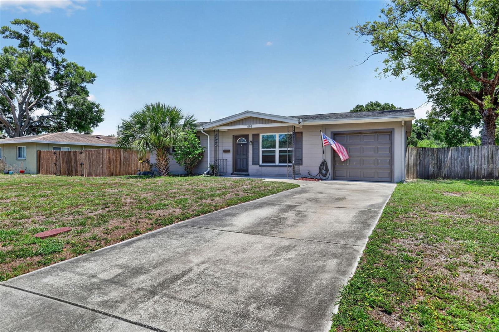 691 72 Ave, Saint Petersburg, FL 33702 photo