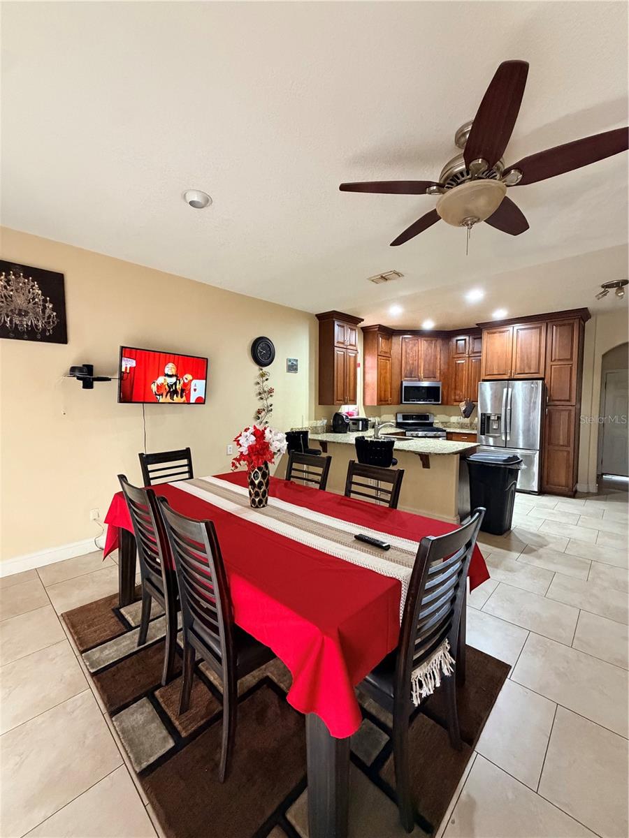 6628 Bouganvillea Crescent Dr, Orlando, FL 32809 photo