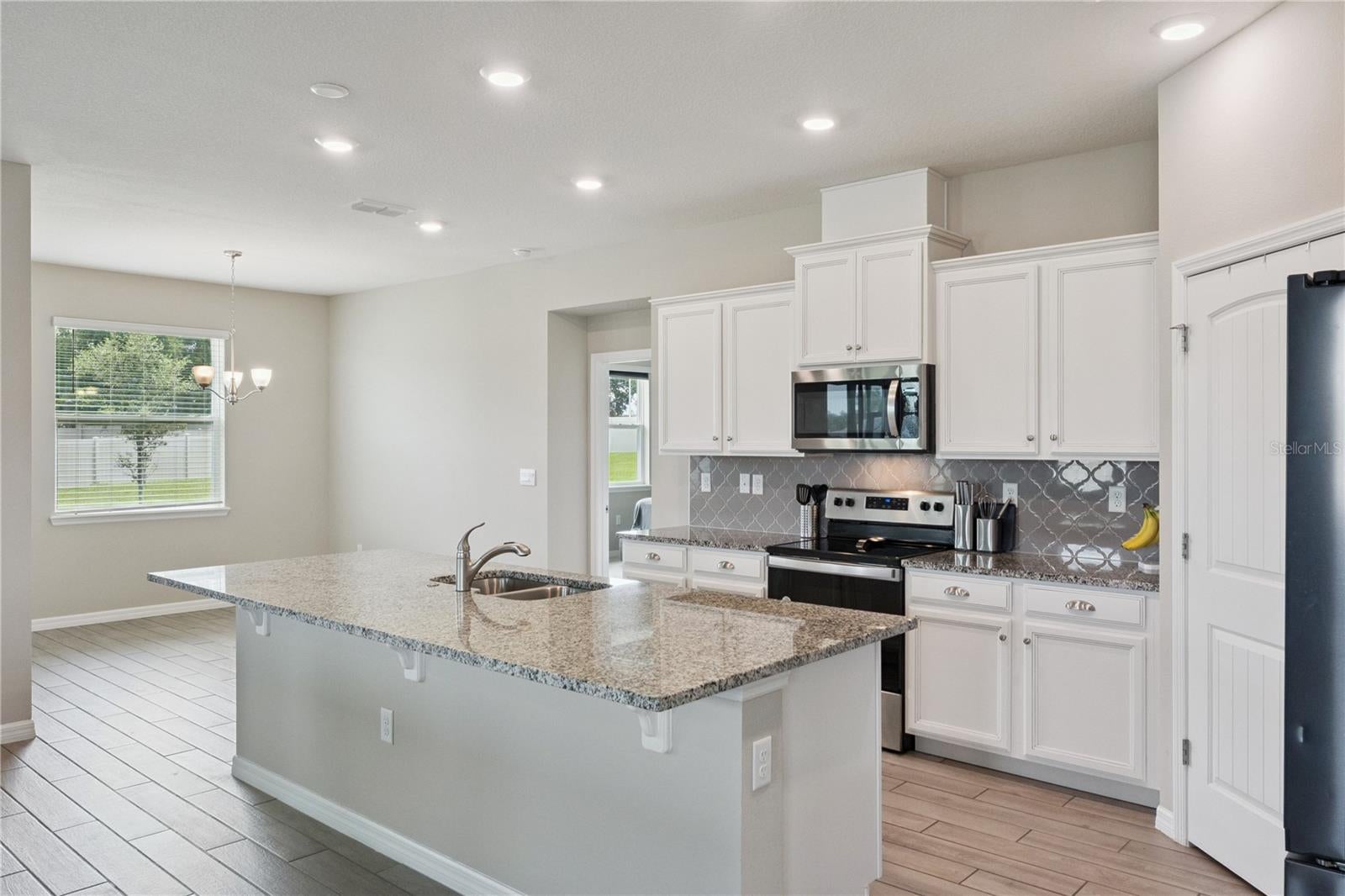 17954 Hither Hills Cir, Winter Garden, FL 34787 photo