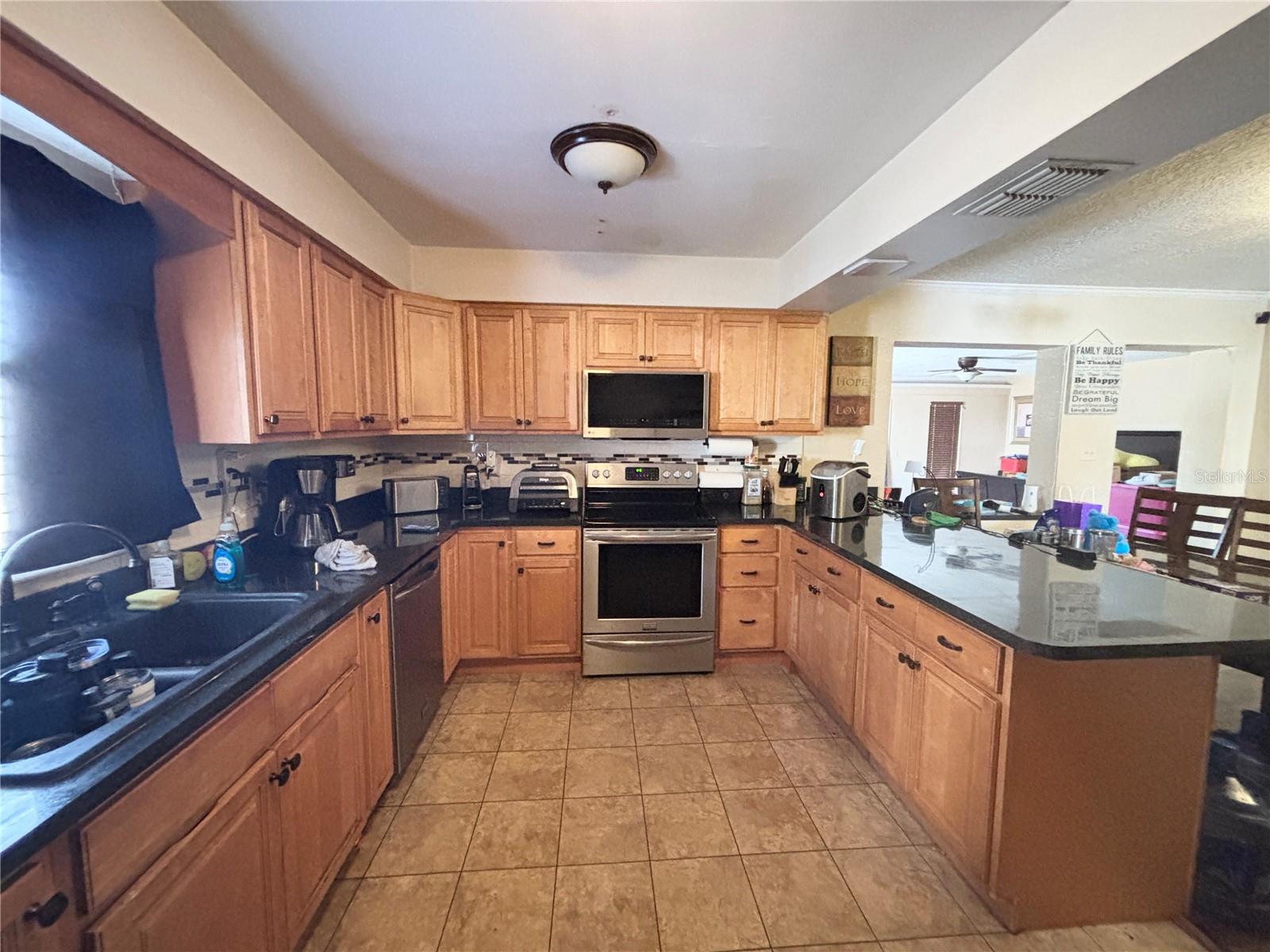 103 Davis St, Auburndale, FL 33823 photo