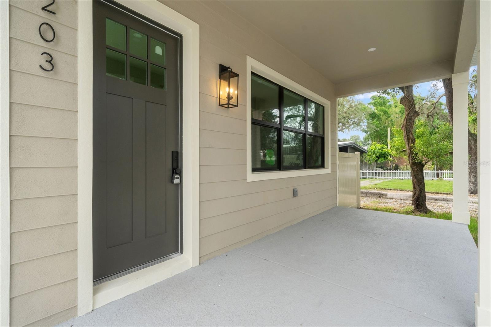 5203 N 9 St, Tampa, FL 33603 photo