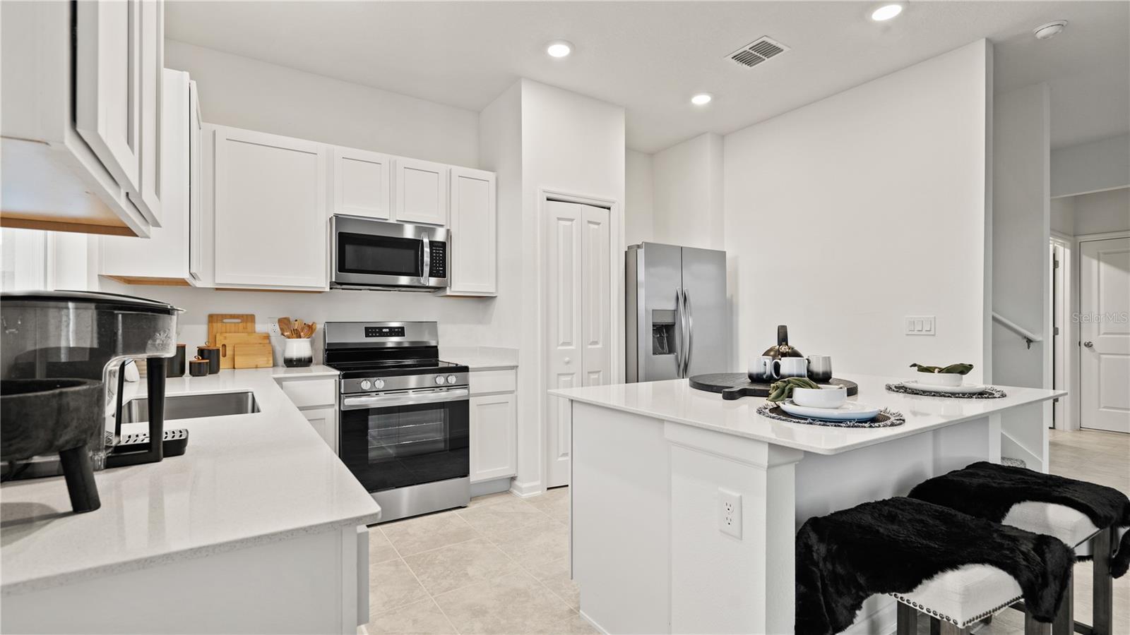 3260 Namaste Dr, Clermont, FL 34714 photo