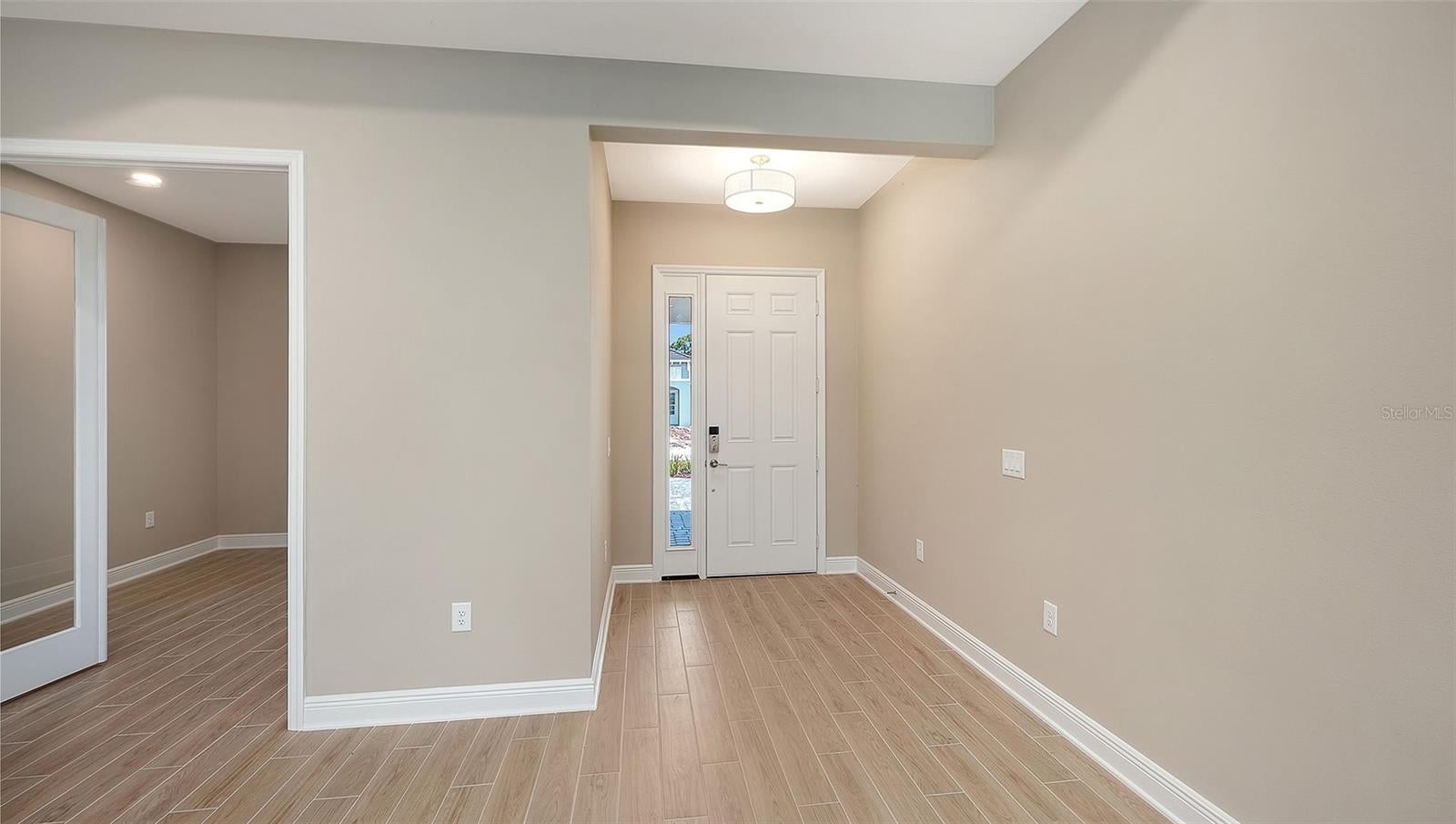 6336 Lake Woodruff Ct, Sarasota, FL 34241 photo