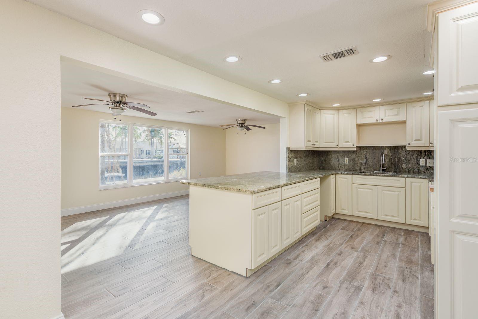 13816 Celida Ave, Hudson, FL 34667 photo