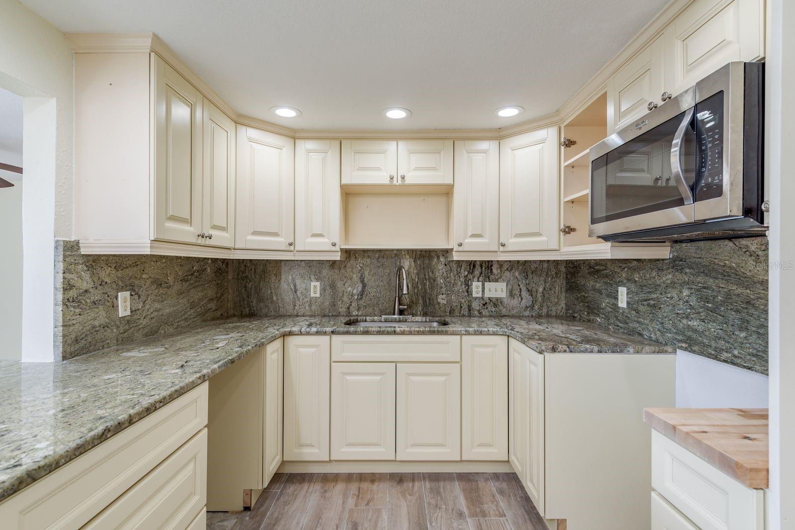 13816 Celida Ave, Hudson, FL 34667 photo