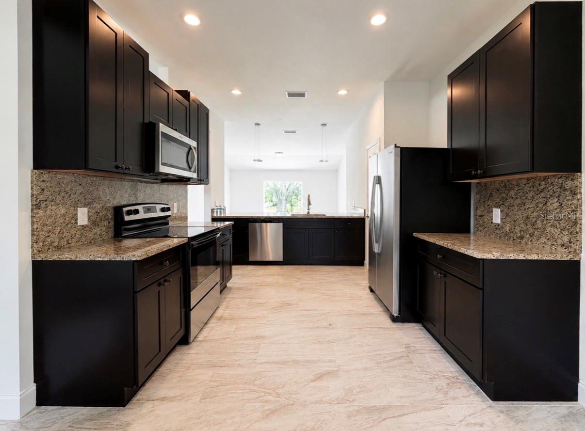 2452 Ainsworth Ave, Deltona, FL 32738 photo
