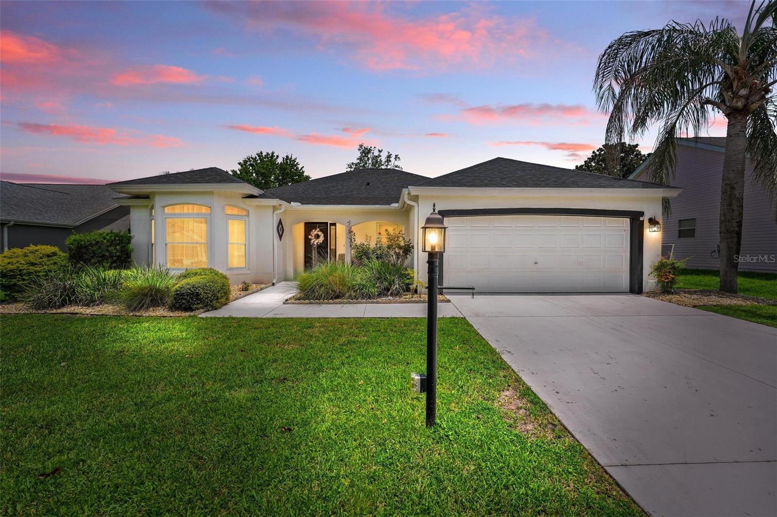1511 Lavaca Ln, Lady Lake, FL 32159