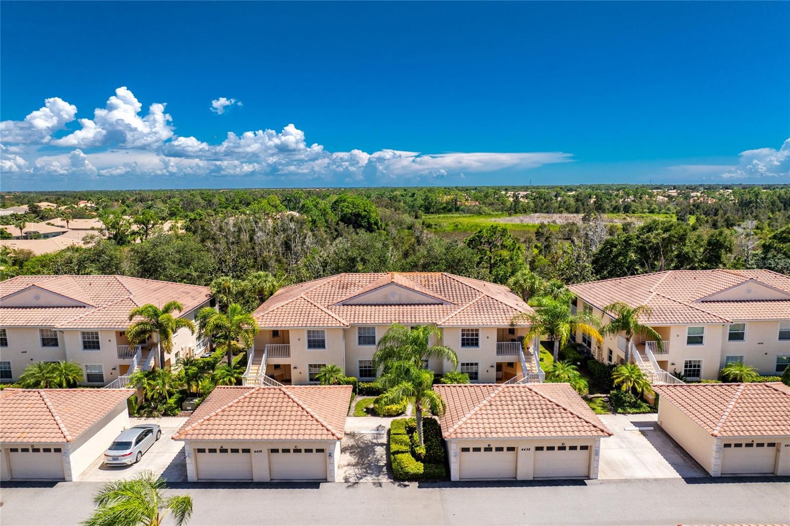 4438 Corso Venetia Blvd, Venice, FL 34293