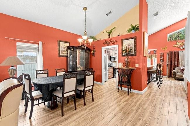 84 Knights Hollow Dr, Apopka, FL 32712 photo
