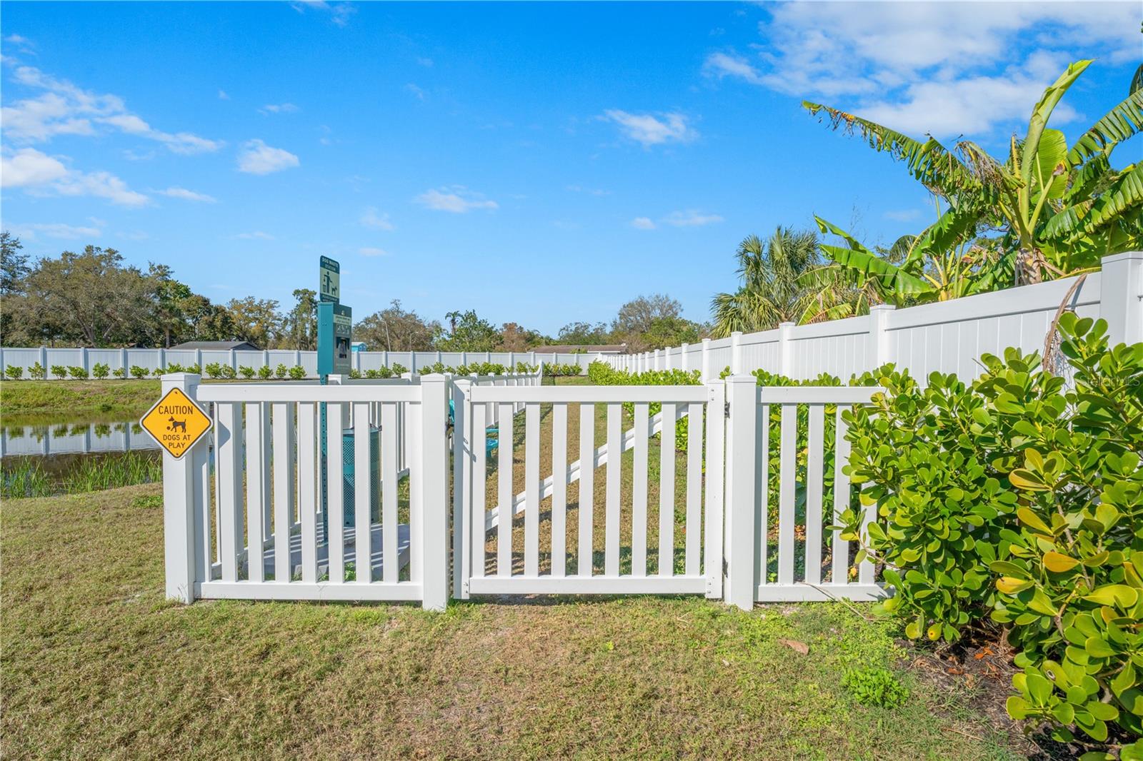 6206 64 Way, Pinellas Park, FL 33781 photo