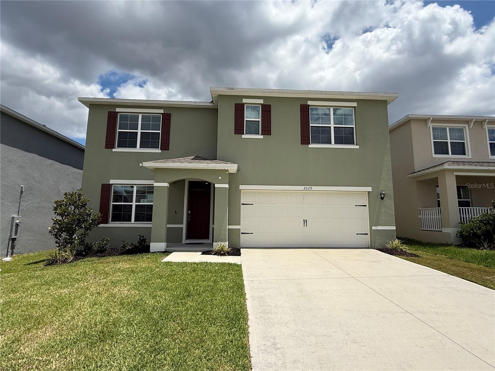 2029 Maple Ridge Dr, Zellwood, FL 32798