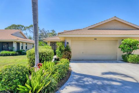 Condominium in SARASOTA FL 7223 WOOD CREEK DRIVE.jpg