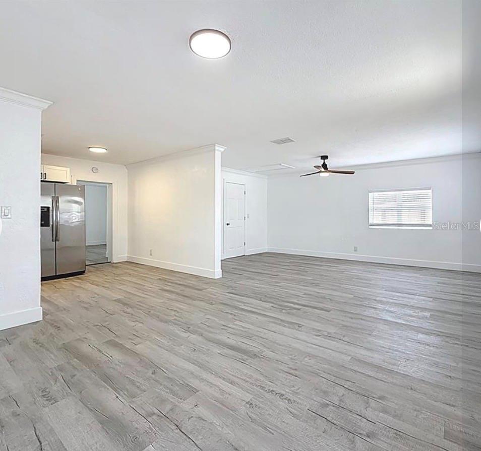 200 Lewis Blvd, Saint Petersburg, FL 33705 photo