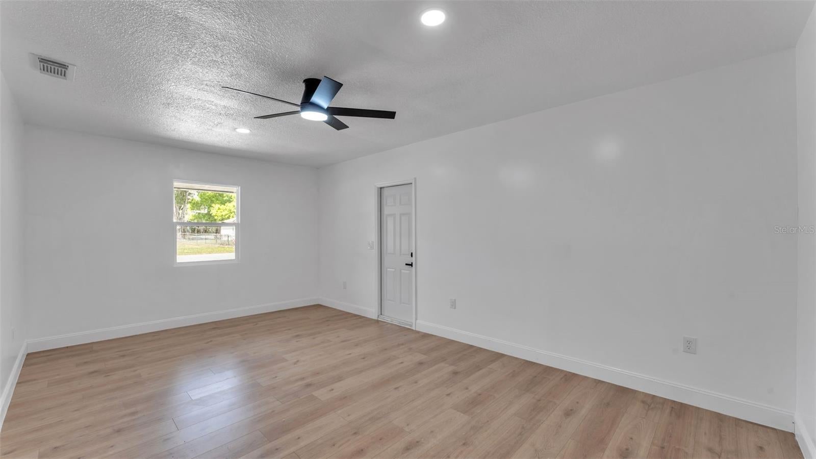 3781 N Hiawatha Terrace, Crystal River, FL 34428 photo