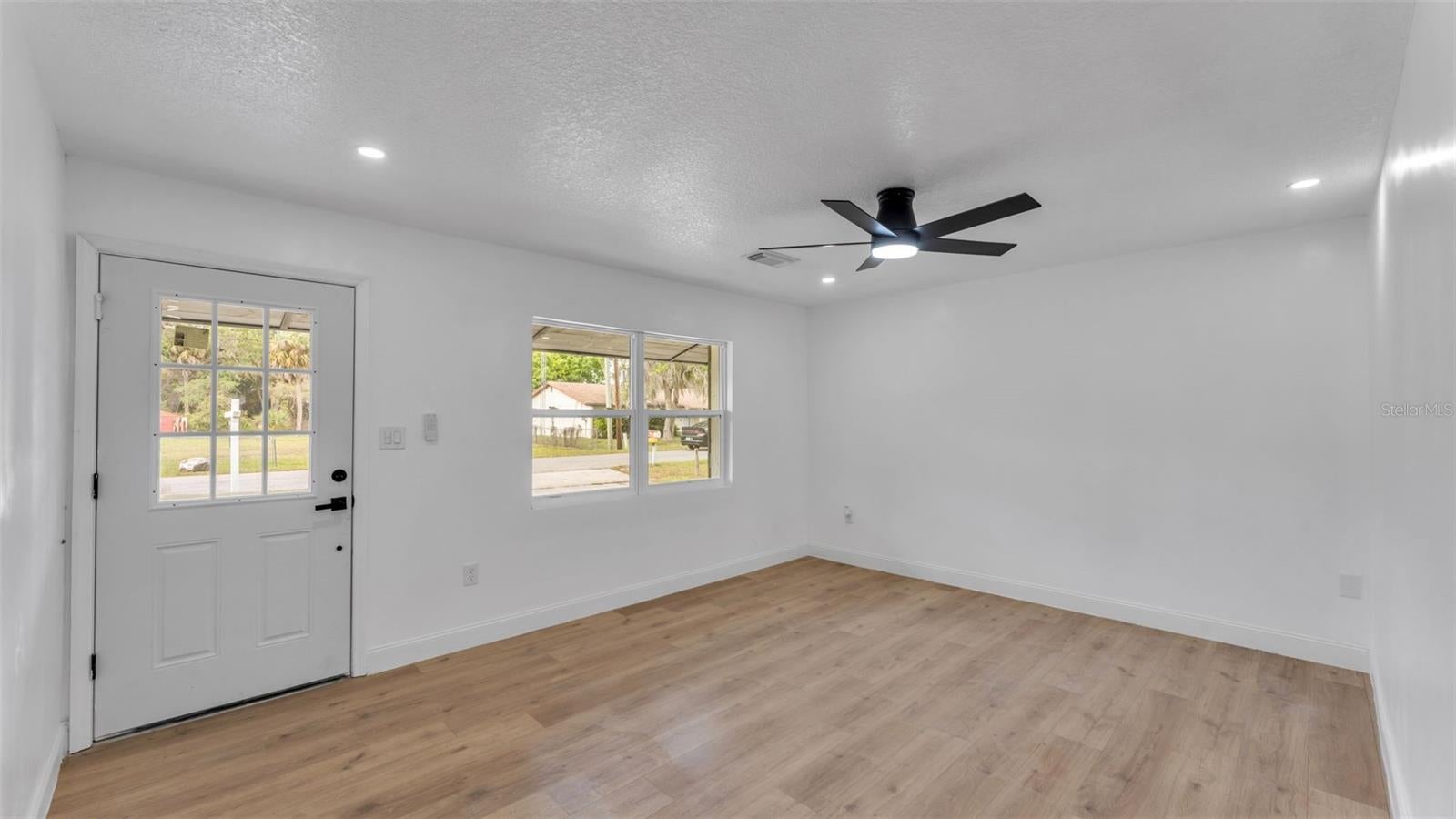3781 N Hiawatha Terrace, Crystal River, FL 34428 photo