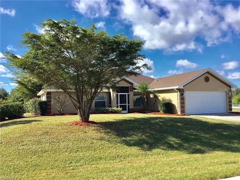 Single Family Residence in LEHIGH ACRES FL 2409 CRAWFORD AVENUE.jpg
