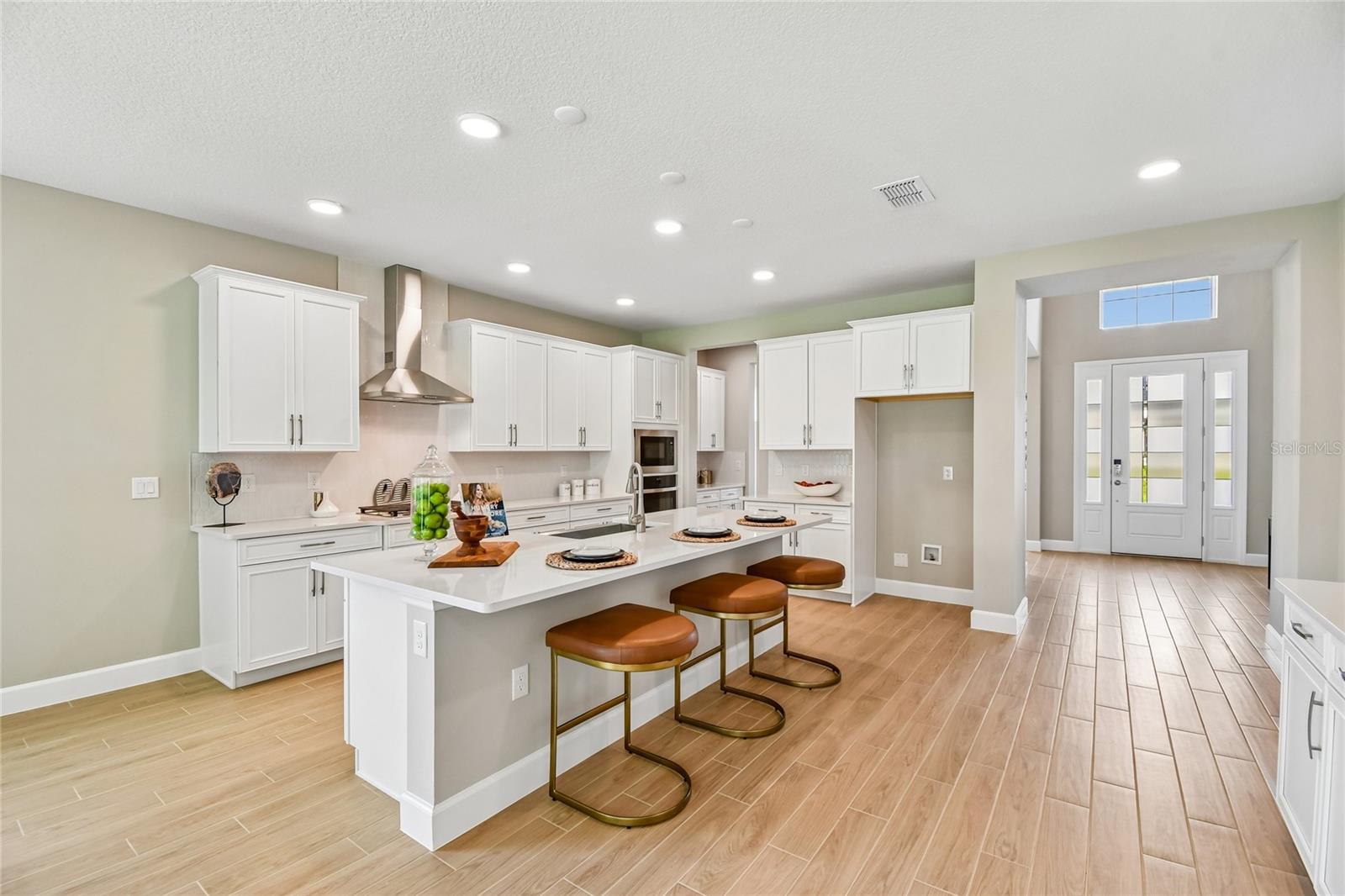 3318 Wolf Lake Ave, Apopka, FL 32712 photo