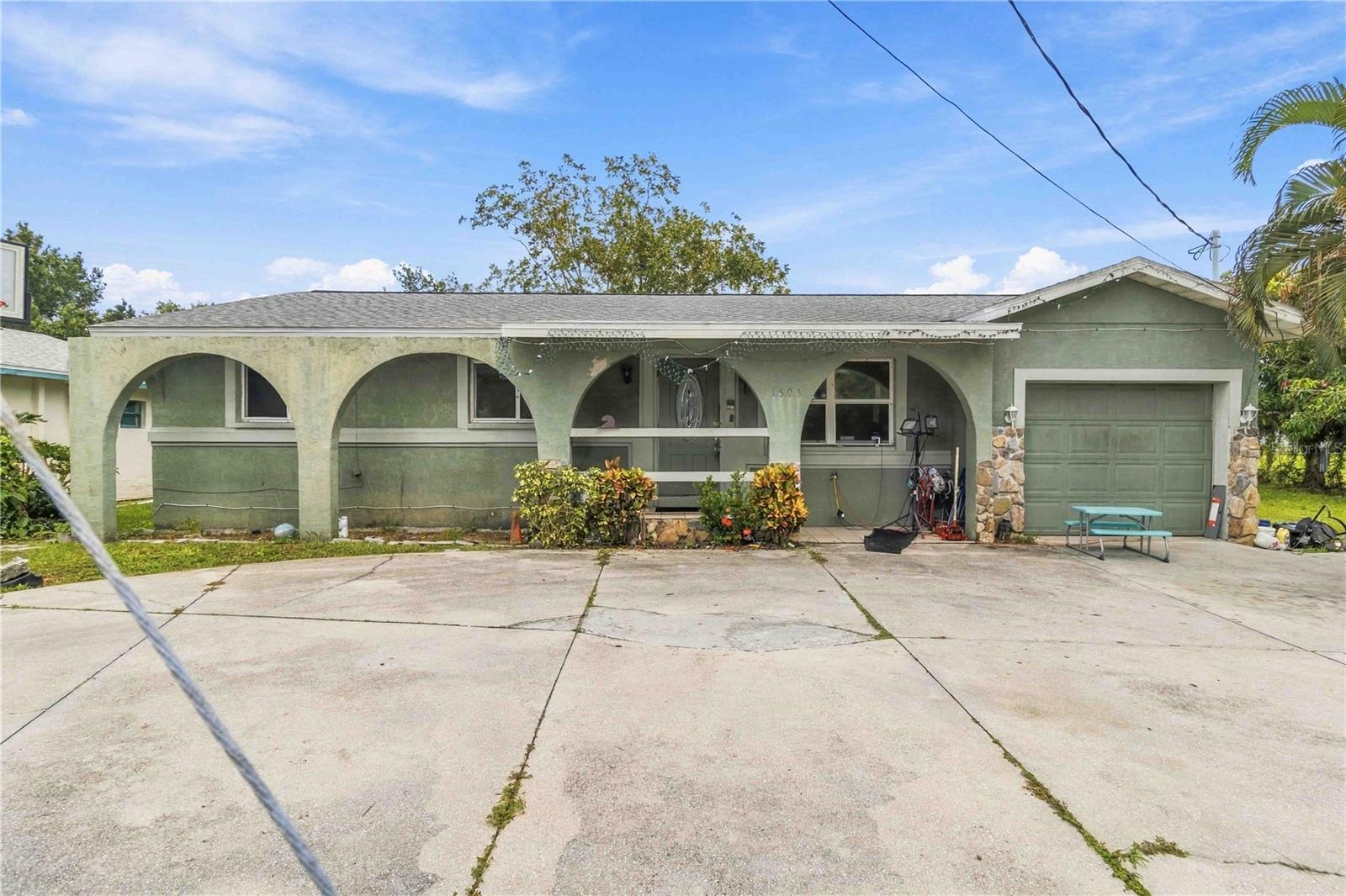 1505 1 Ave, Palmetto, FL 34221