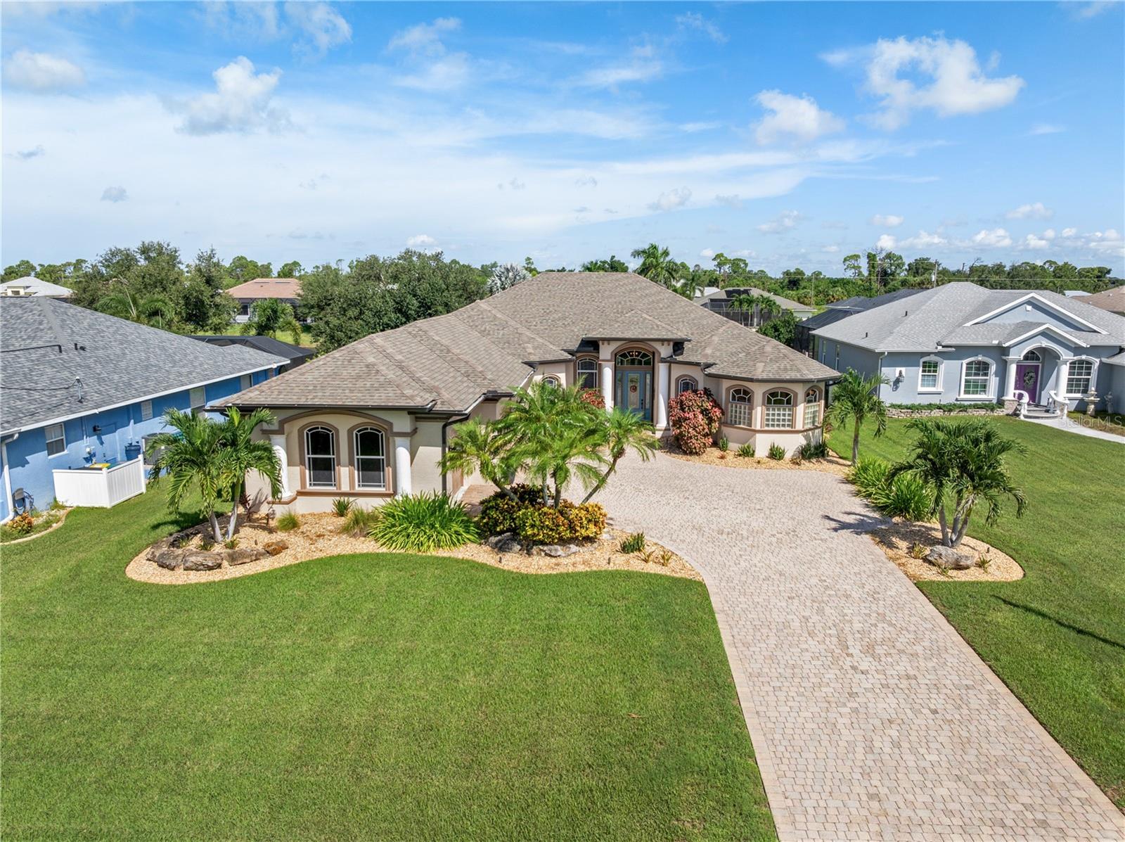 1098 Boundary Blvd, Rotonda West, FL 33947