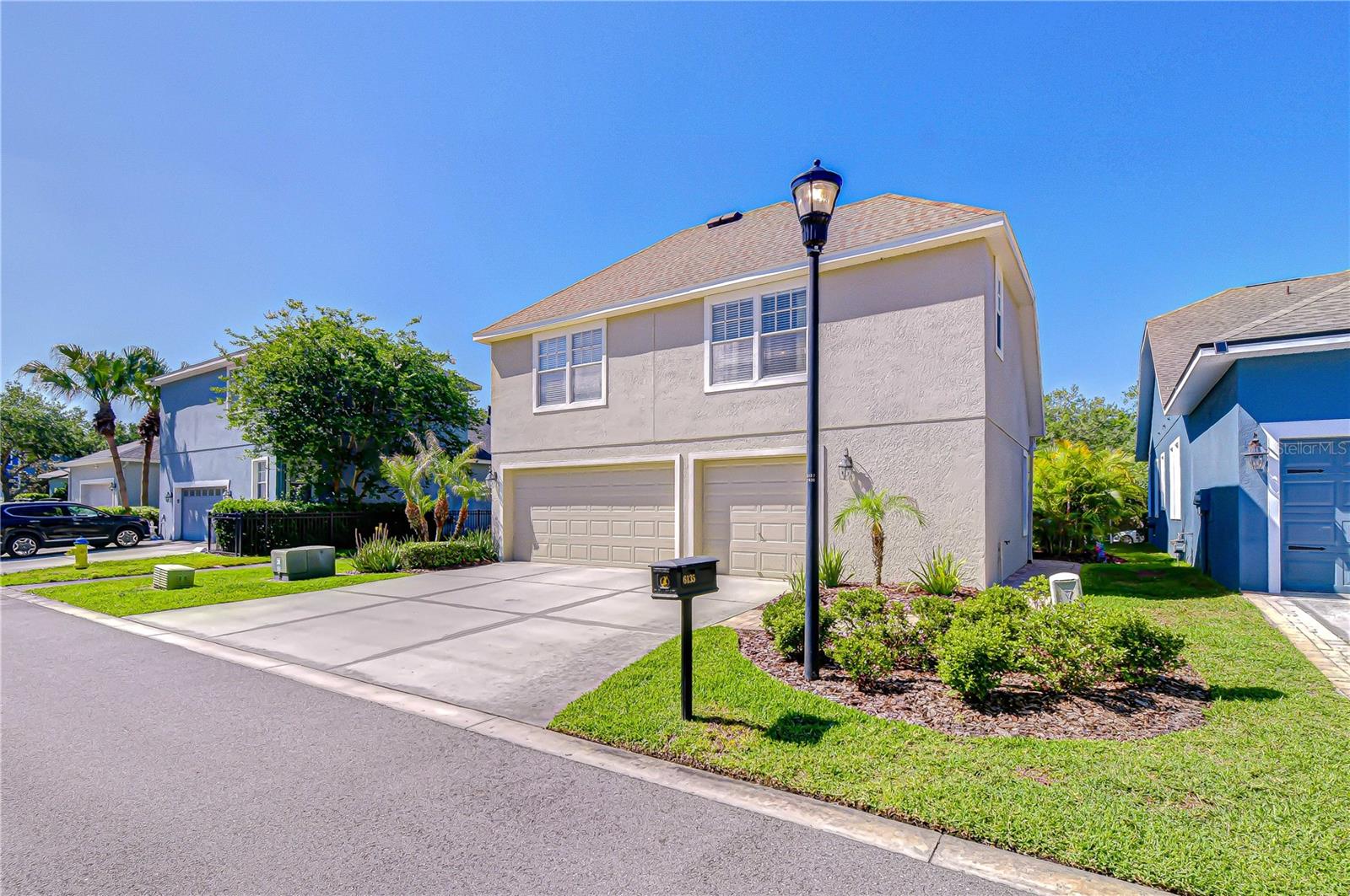 6135 Churchside Dr, Lithia, FL 33547 photo