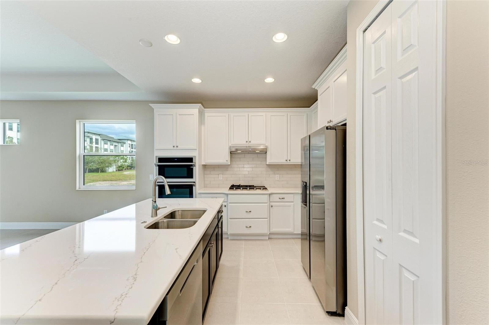 149 Okeeffe Cir, Bradenton, FL 34212 photo
