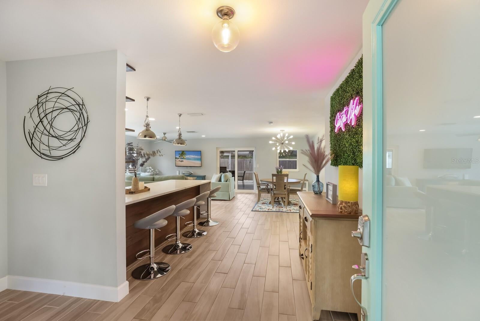 5720 Isanda Pl, Sarasota, FL 34231 photo
