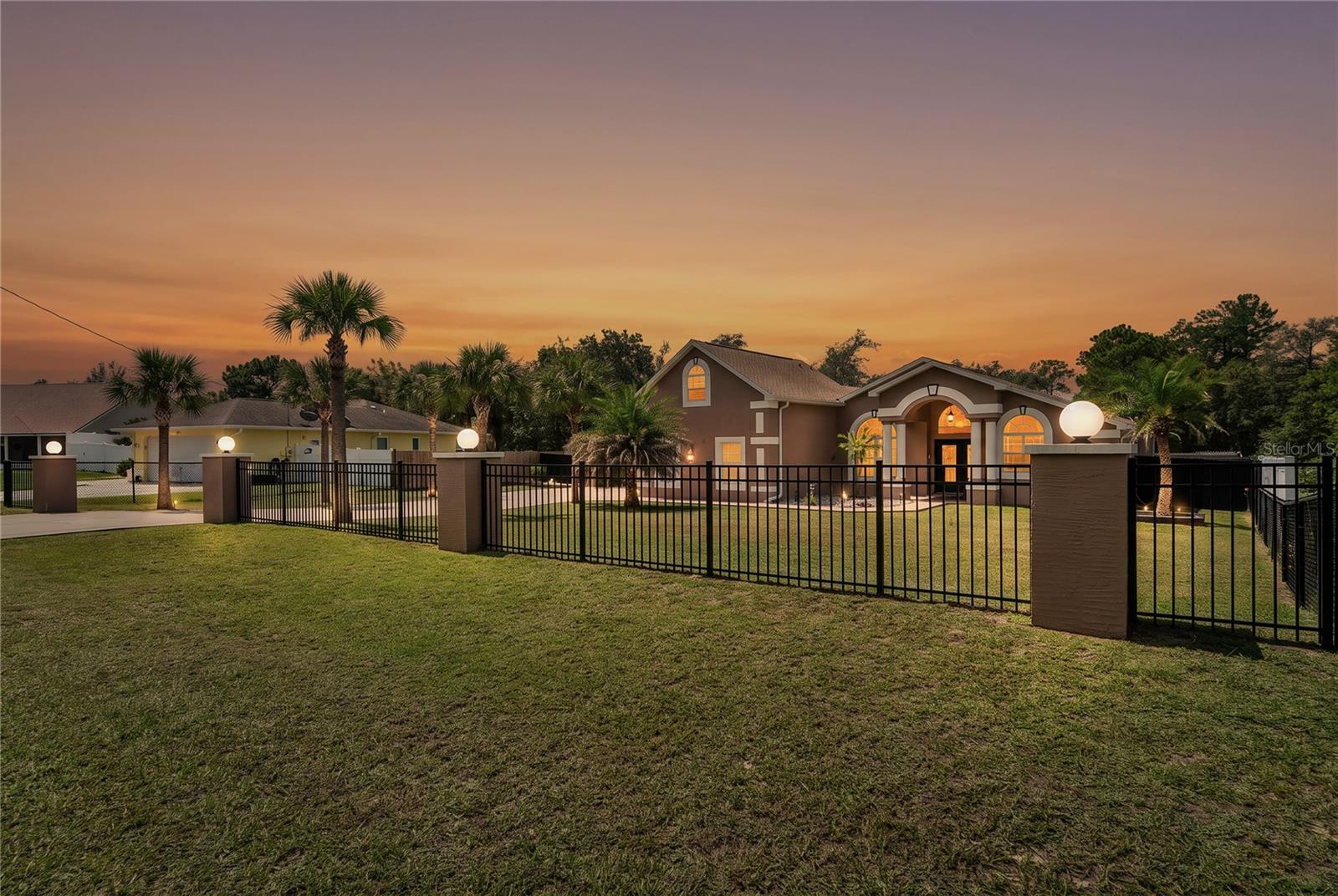 11309 Lapwing Rd, Weeki Wachee, FL 34614