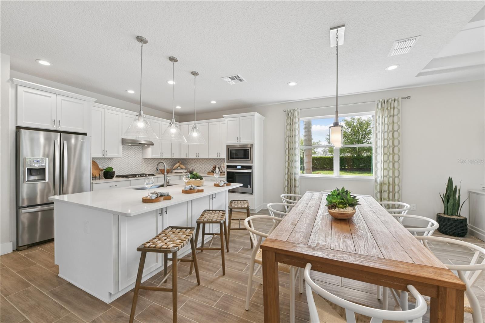 2418 Park Ridge St, Apopka, FL 32712 photo